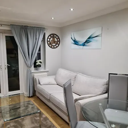 Rays Lodge 1 * Middlesbrough